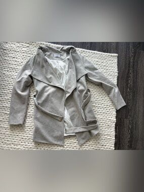 Runaway The Label Women's Light Gray Draped Belted Coat
Small